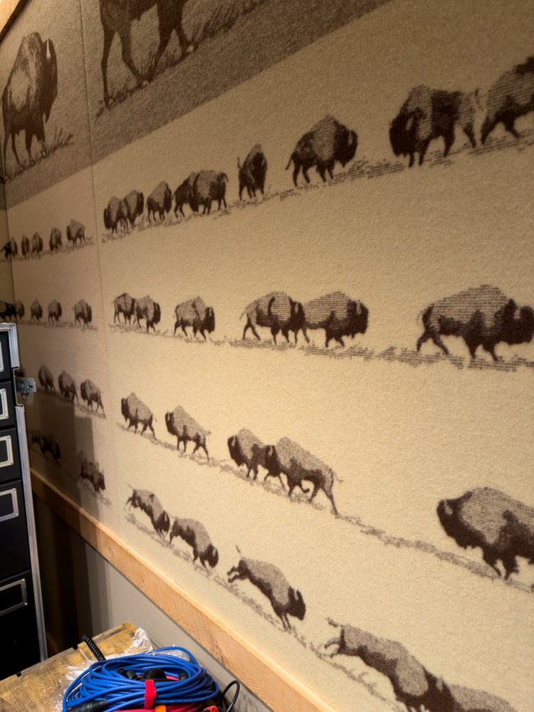 Lodge Buffalo Blanket Cabinet